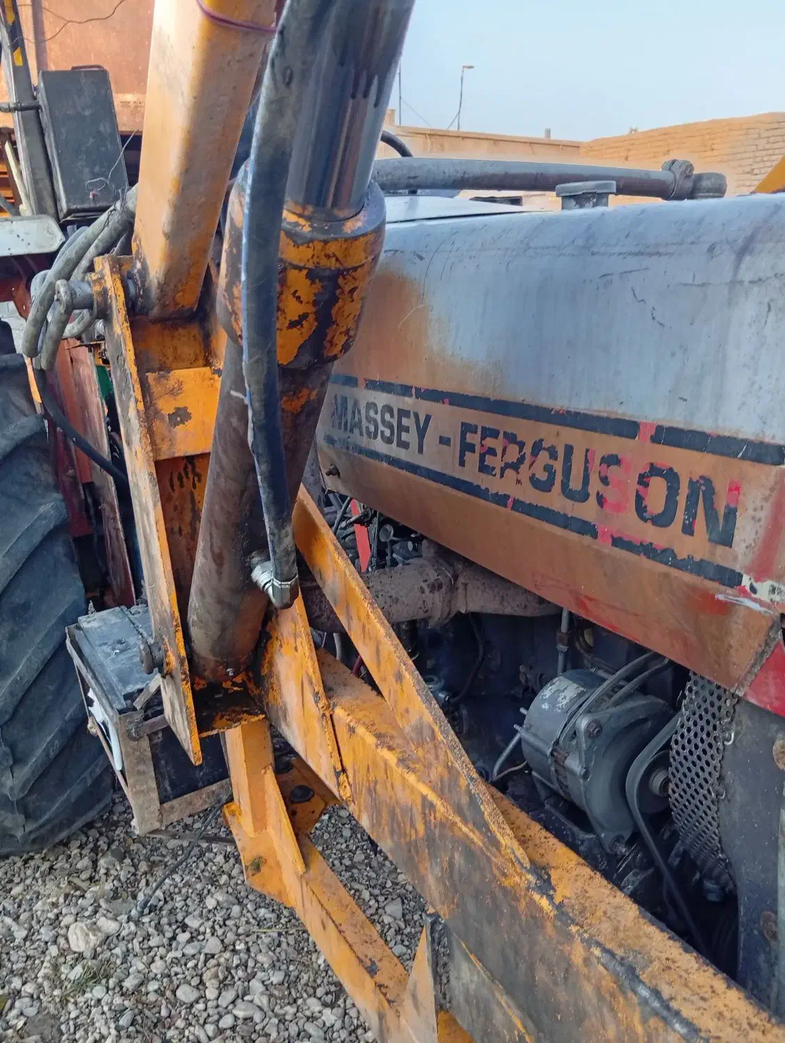 تراکتور 285مدل 77|خودرو سنگین|چاهک, |دیوار