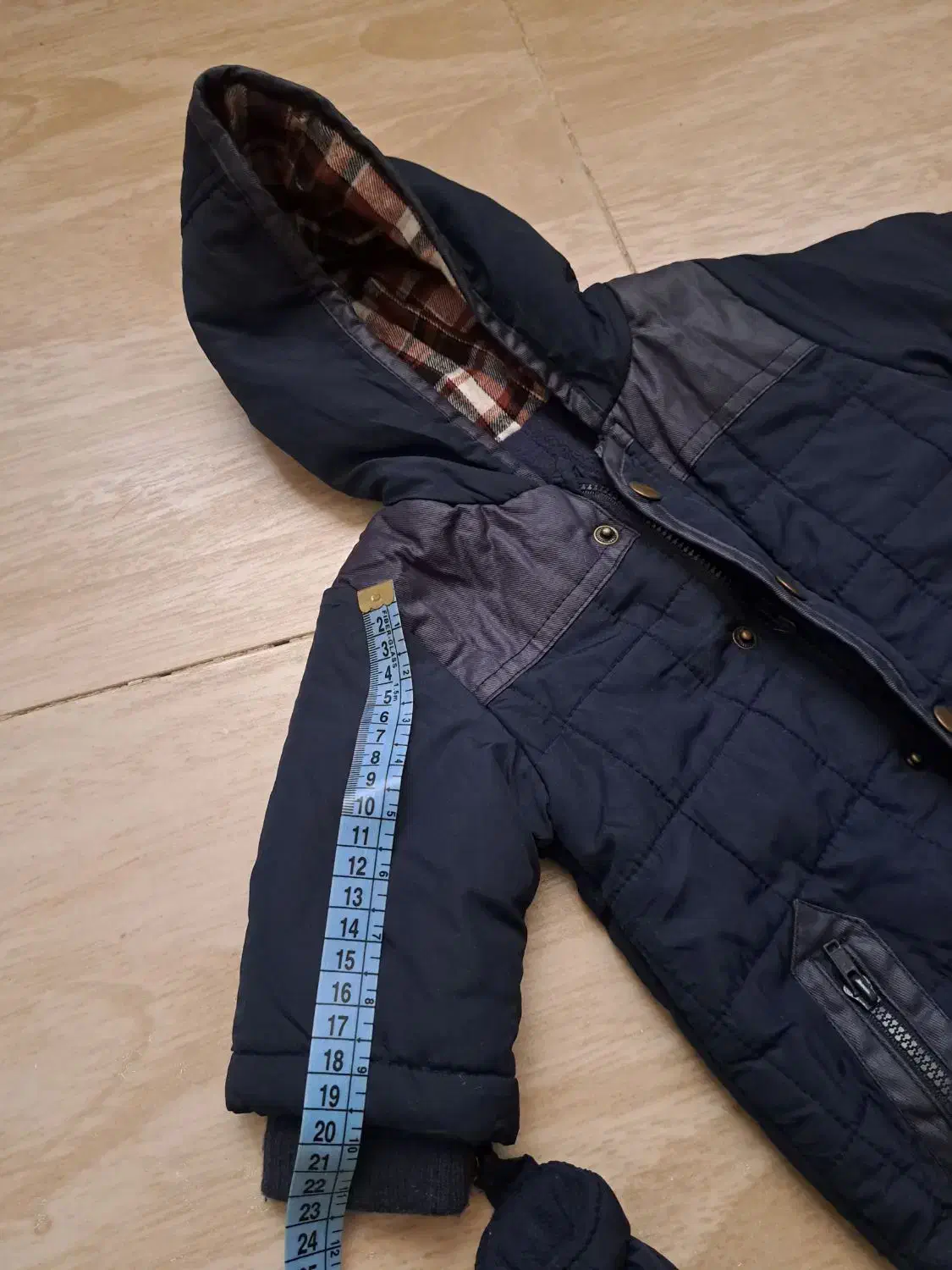 کابشن وکلاه|کفش و لباس بچه|کرمانشاه, |دیوار