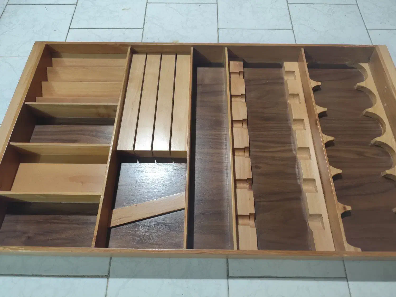 جاقاشقی|آبچکان و نظمدهنده ظروف|تهران, ازگل|دیوار