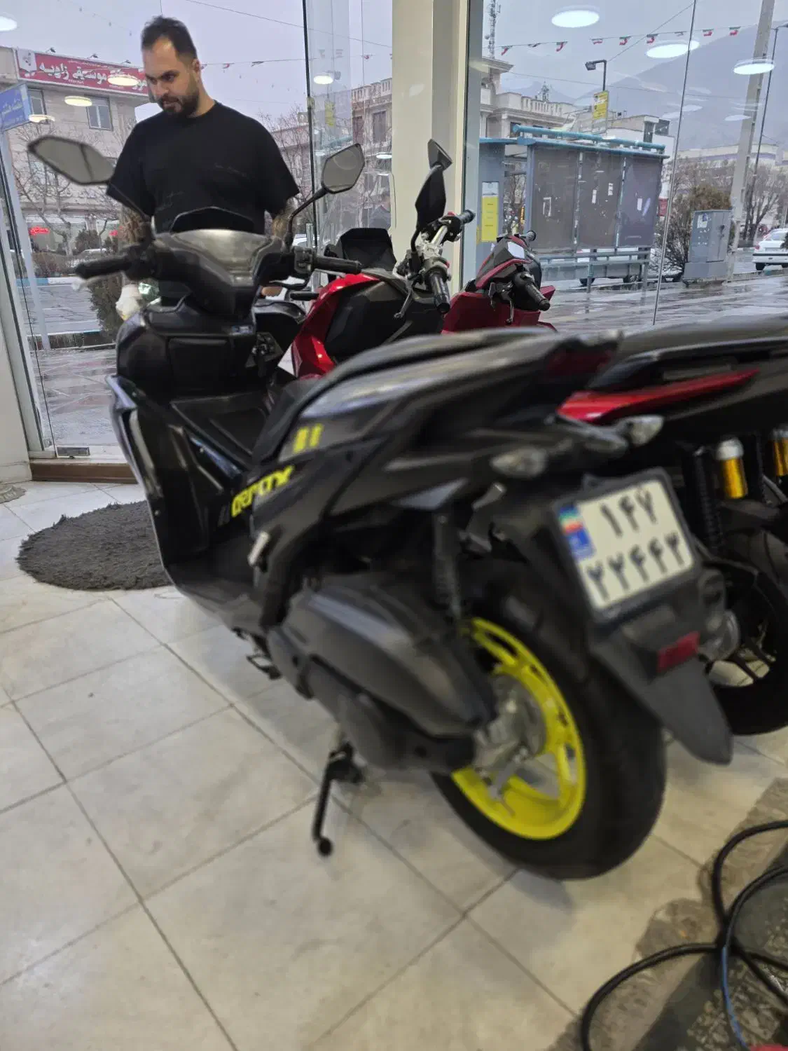 آیروکس  401  اصلی|موتورسیکلت|تهران, گلستان (شهرک راه آهن)|دیوار