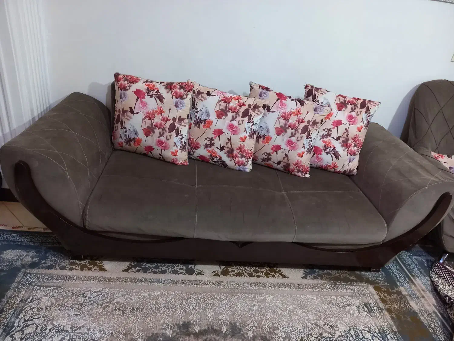 مبل راحتی|مبلمان خانگی و میز عسلی|هشتگرد, شهرک راه آهن|دیوار