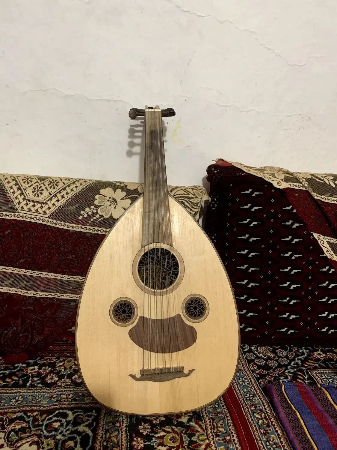 ( ساز عود دستساز ) بربط / بربت / عود|سازهای سنتی|بابلسر, |دیوار