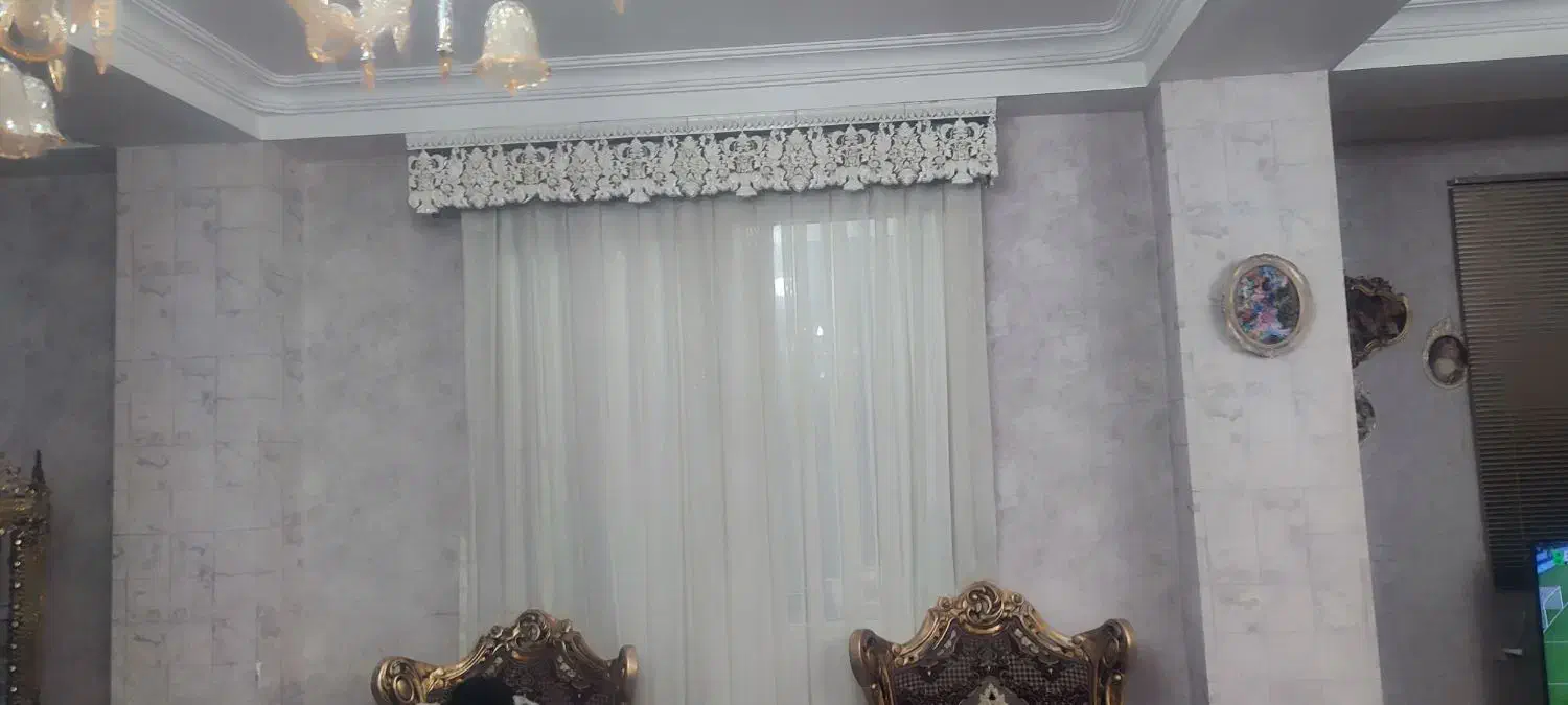 پرده|پرده، رانر، رومیزی|میانه, |دیوار