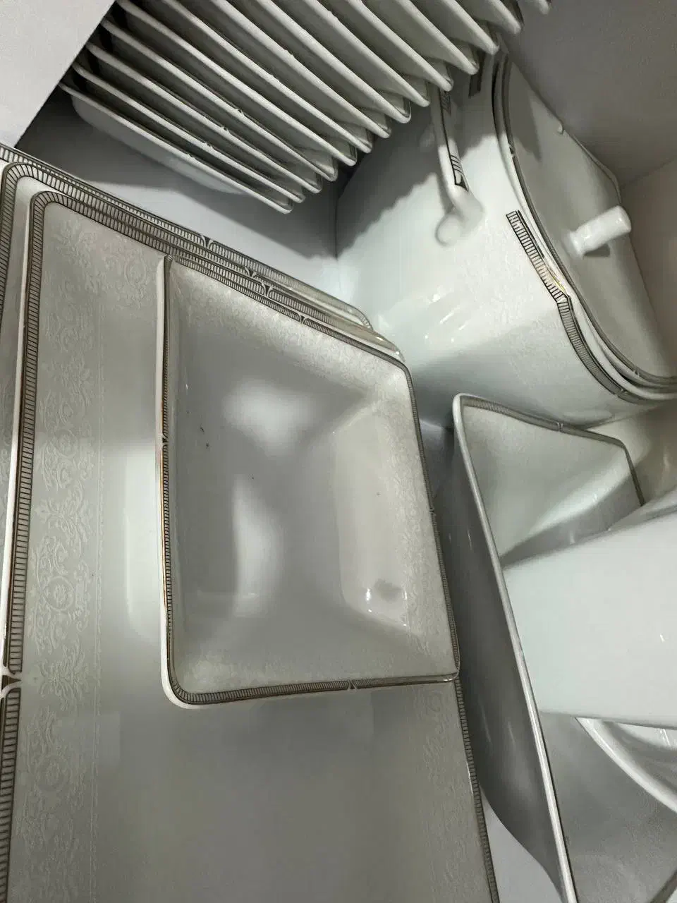 فروش ظرف ها در حد نو|حراج|تهران, شهرک شریعتی|دیوار