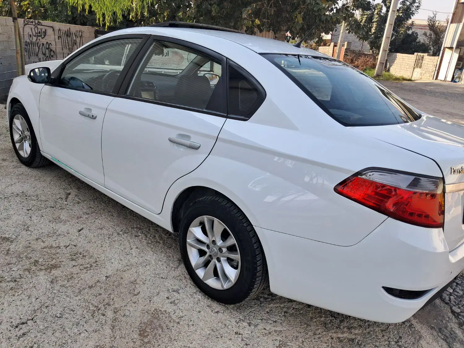 برلیانس ۳۳۰ موتور بزرگ ۹۷|خودرو سواری و وانت|بابل, |دیوار