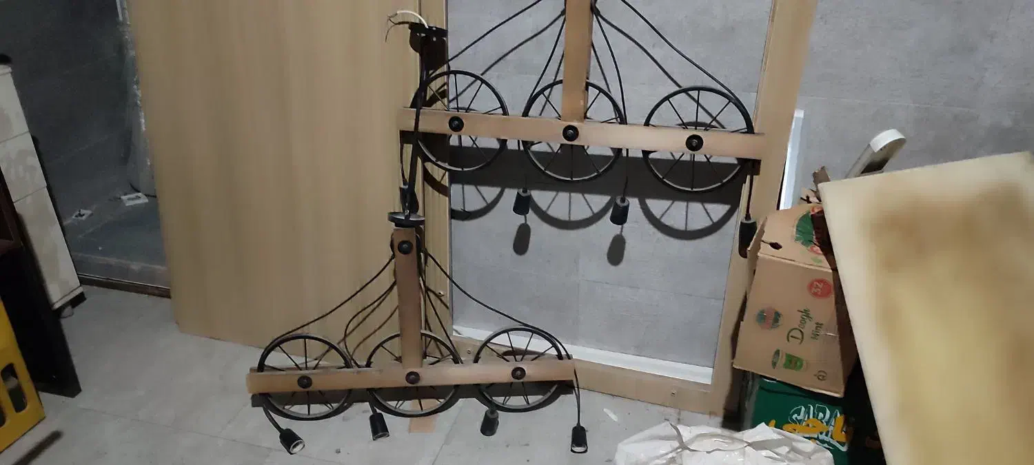 لوسترمدرن چوبی چهار وتک شعله|لوستر و چراغ آویز|رباطکریم, نصیرشهر|دیوار