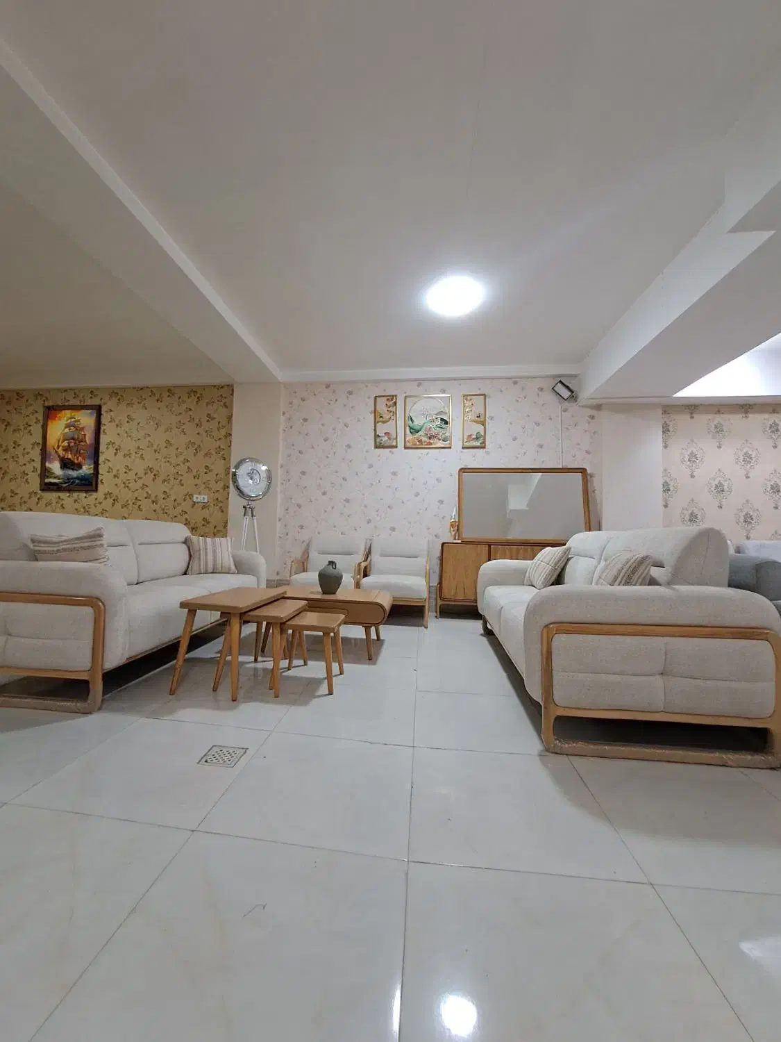 مبل مهیا|مبلمان خانگی و میز عسلی|شاهین دژ, |دیوار