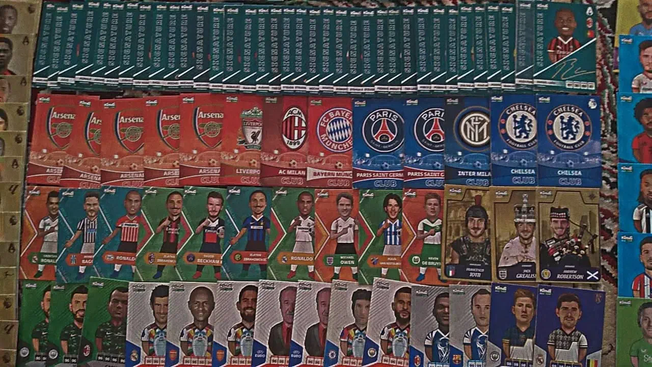 کارت کیمدی فوتبال زیر قیمت.|کلکسیون و سرگرمی|بندر کنگان, |دیوار