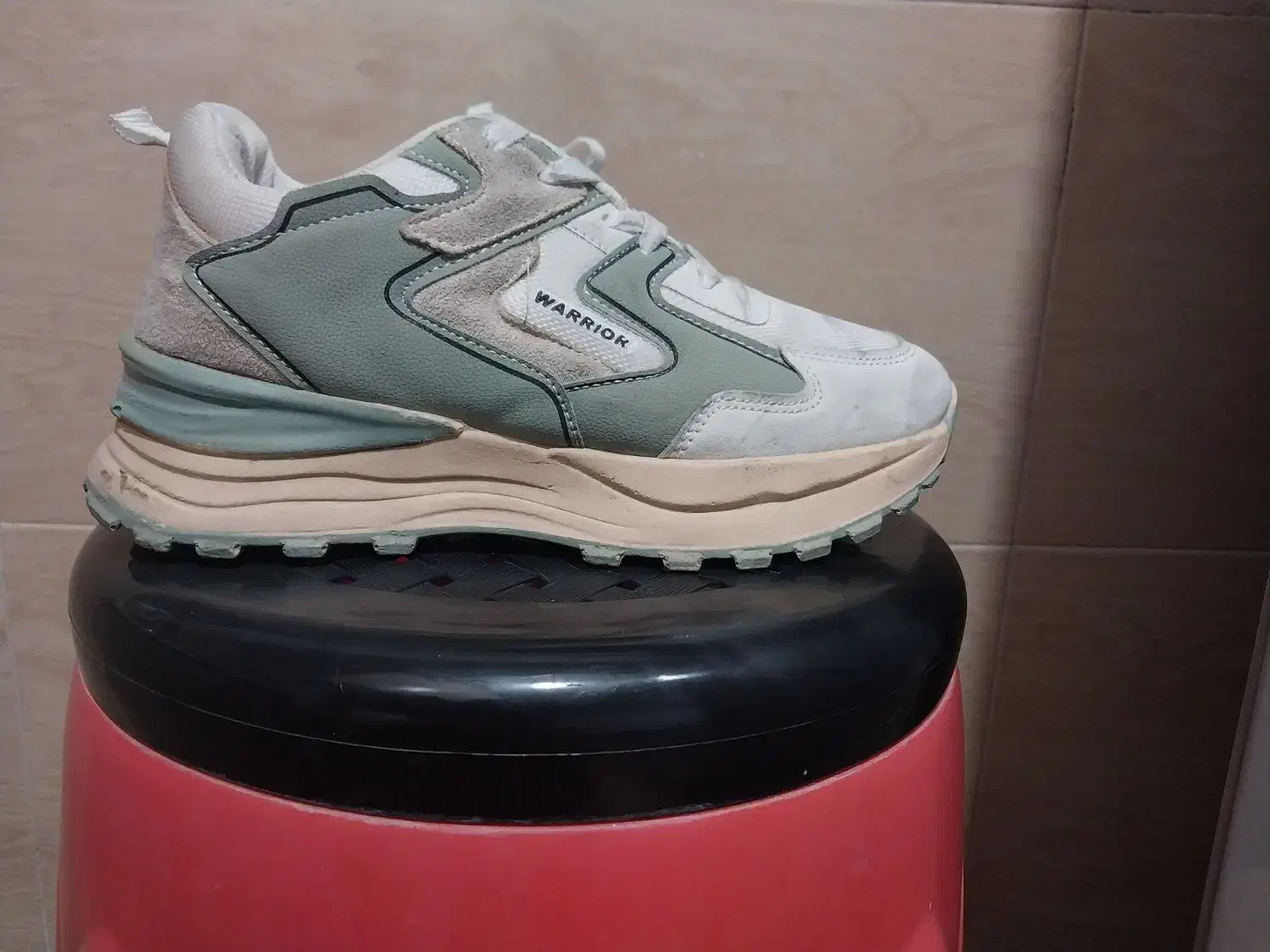 کفش اسپرت زنانه و دخترانه سایز37|کیف، کفش، کمربند|تهران, هاشمی|دیوار