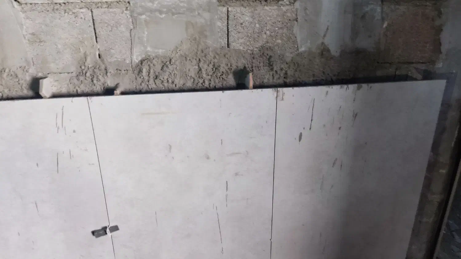 استخدام کاشی کار و دیوارچین|استخدام معماری، عمران و ساختمانی|تهران, شهرک چیتگر|دیوار