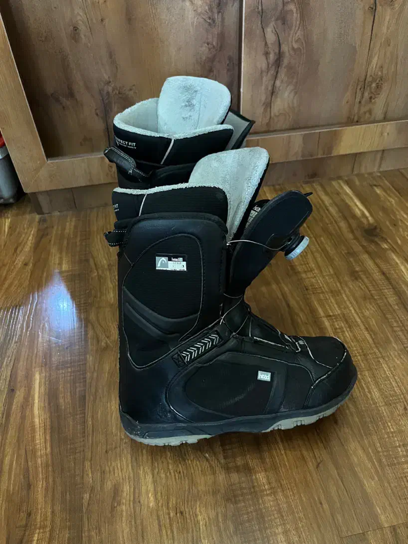 بوت اسنو برد هد head|ورزش‌های زمستانی|پاکدشت, پاکدشت (مامازند)|دیوار