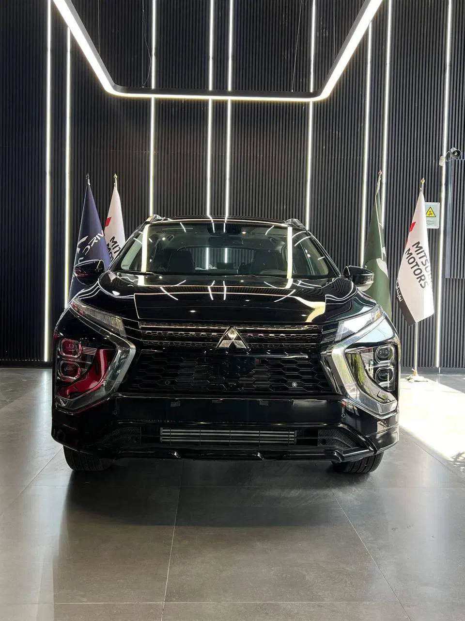 میتسوبیشی اکلیپس کراس|خودرو سواری و وانت|مشهد, رضاشهر|دیوار