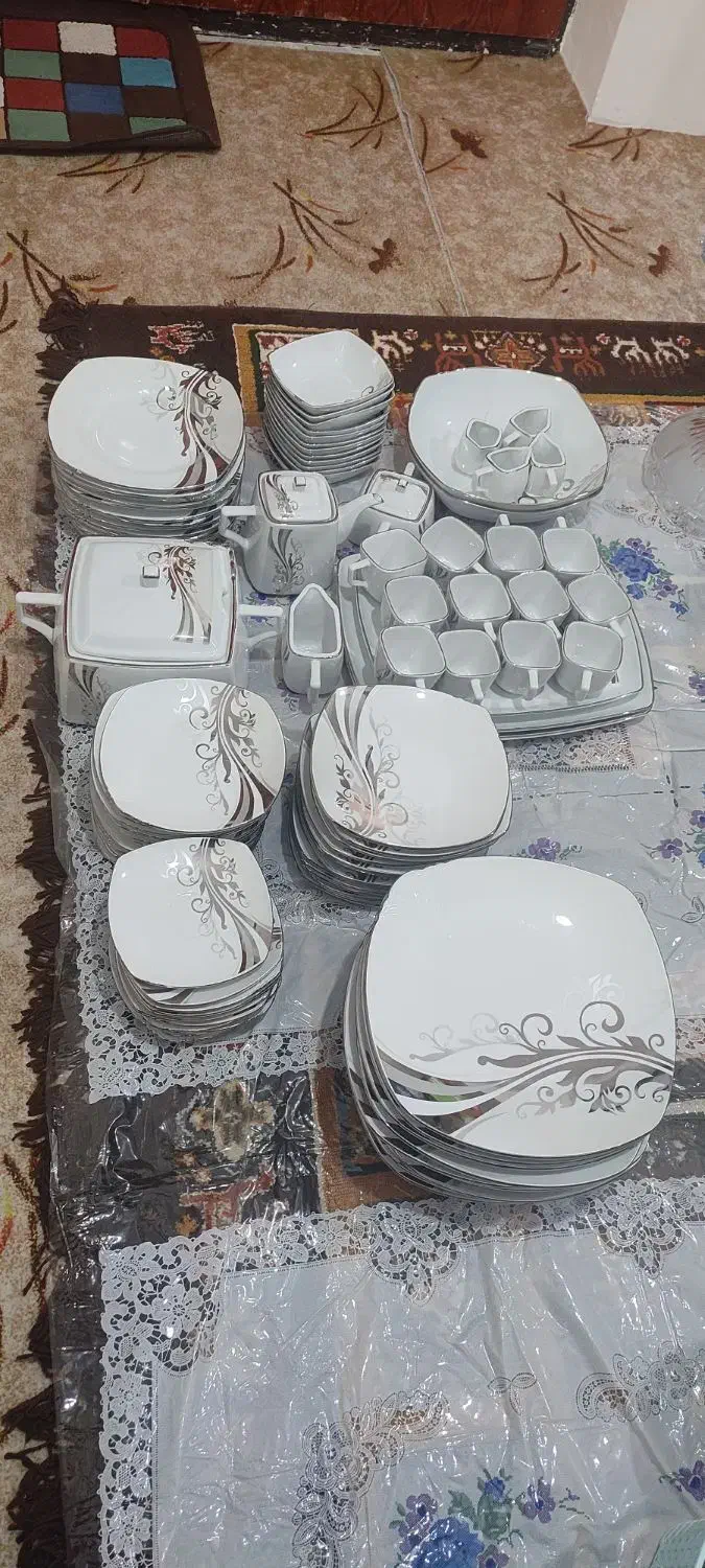 چینی مقصود|ظروف سرو و پذیرایی|رامیان, |دیوار