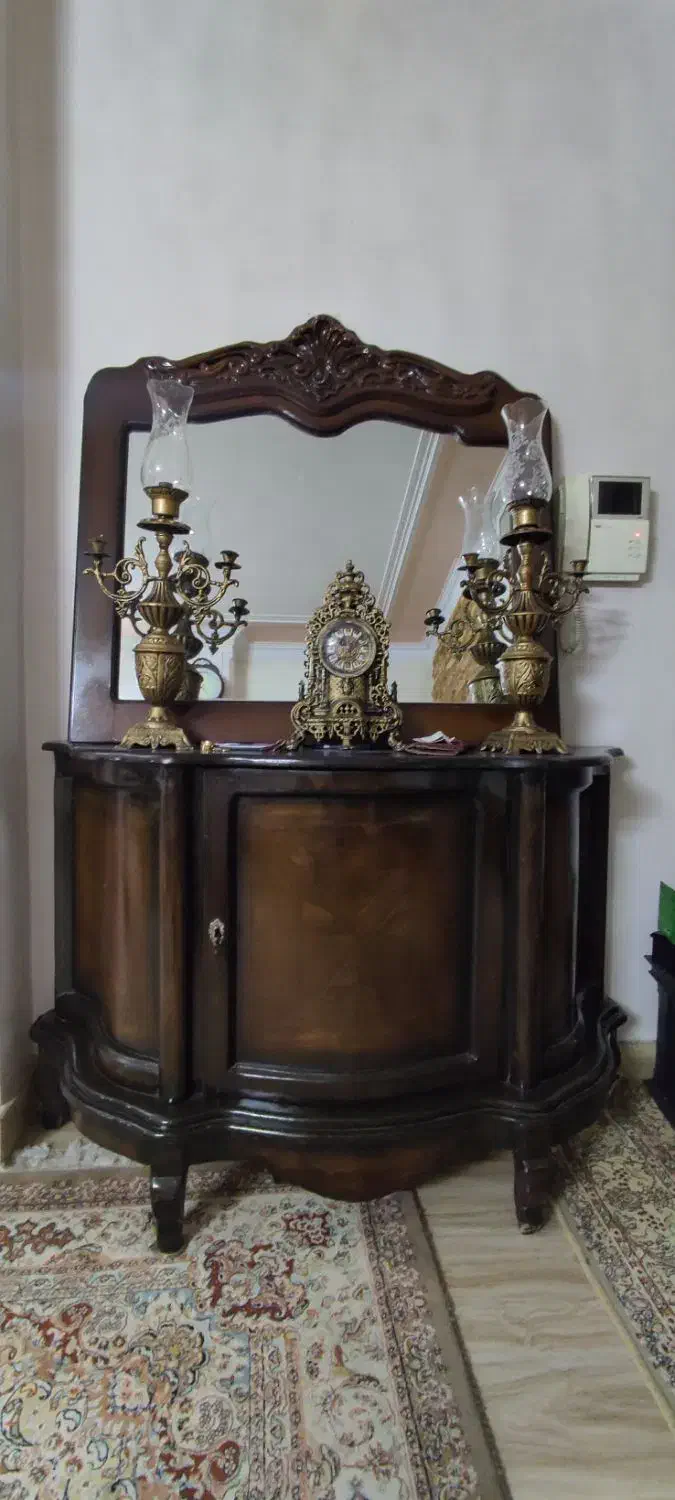 میز کنسول با شمعدونی|بوفه، ویترین، کنسول|تهران, خرمشهر|دیوار