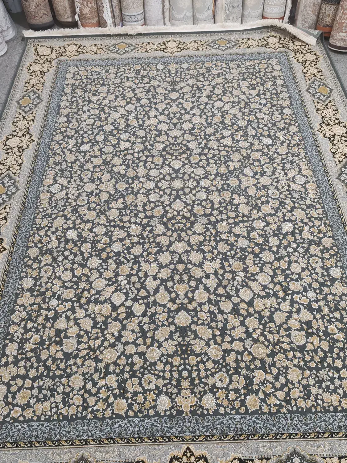 4تخته فرش 12متری طوسی پاتریس زرافشان پرگل|فرش|قم, نیروگاه|دیوار