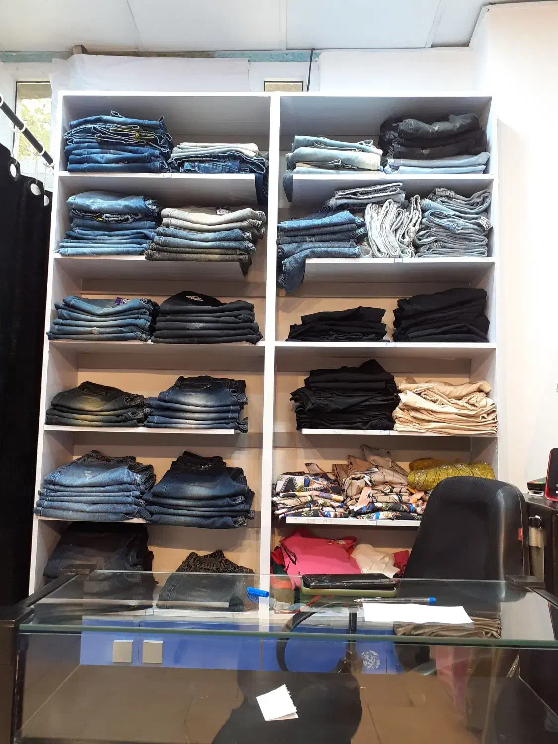 قفسه ی بوتیک و مغازه|کتابخانه، شلف، قفسههای دیواری|علیآباد کتول, |دیوار