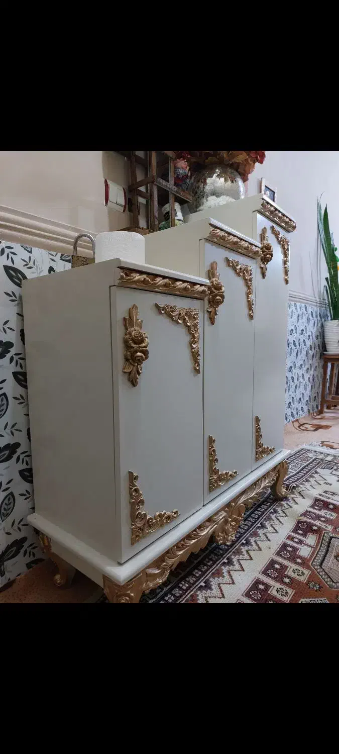 جاکفشی|جاکفشی، کمد، دراور|دوگنبدان, |دیوار