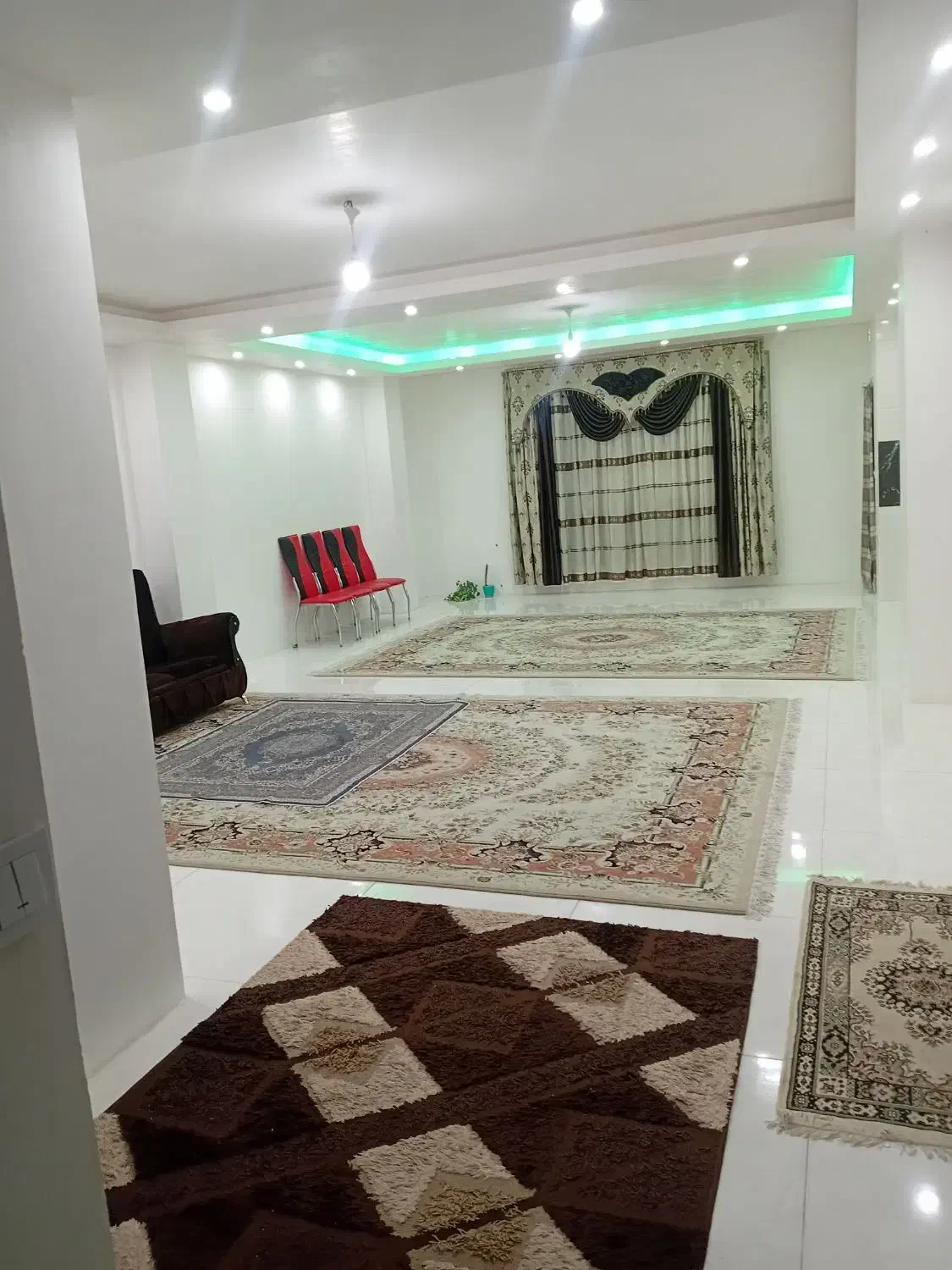 سوییت اپارتمان|اجارهٔ کوتاه‌مدت آپارتمان و سوئیت|بجنورد, |دیوار