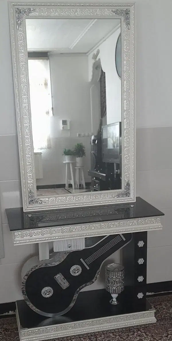 اینه کنسول|آینه|معصومیه, |دیوار