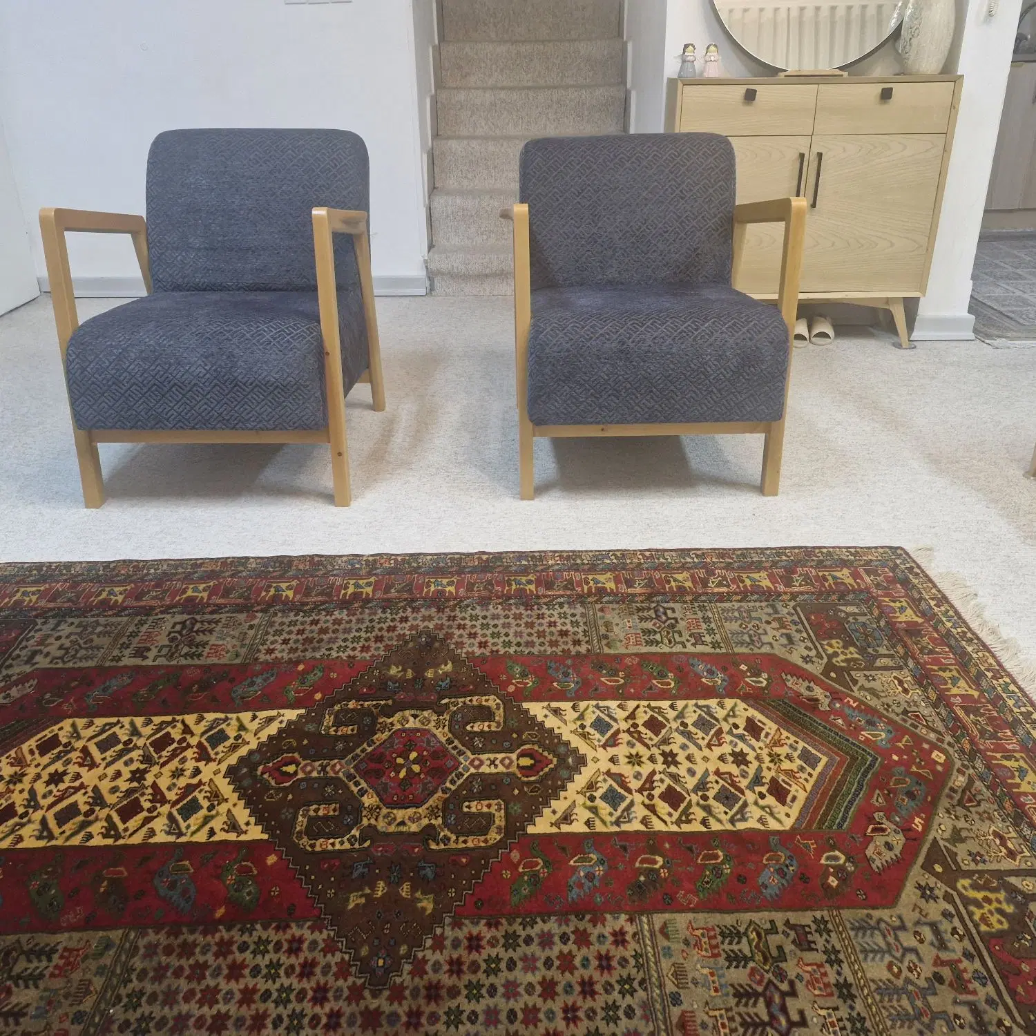 مبل|صندلی و نیمکت|رشت, توشیبا|دیوار