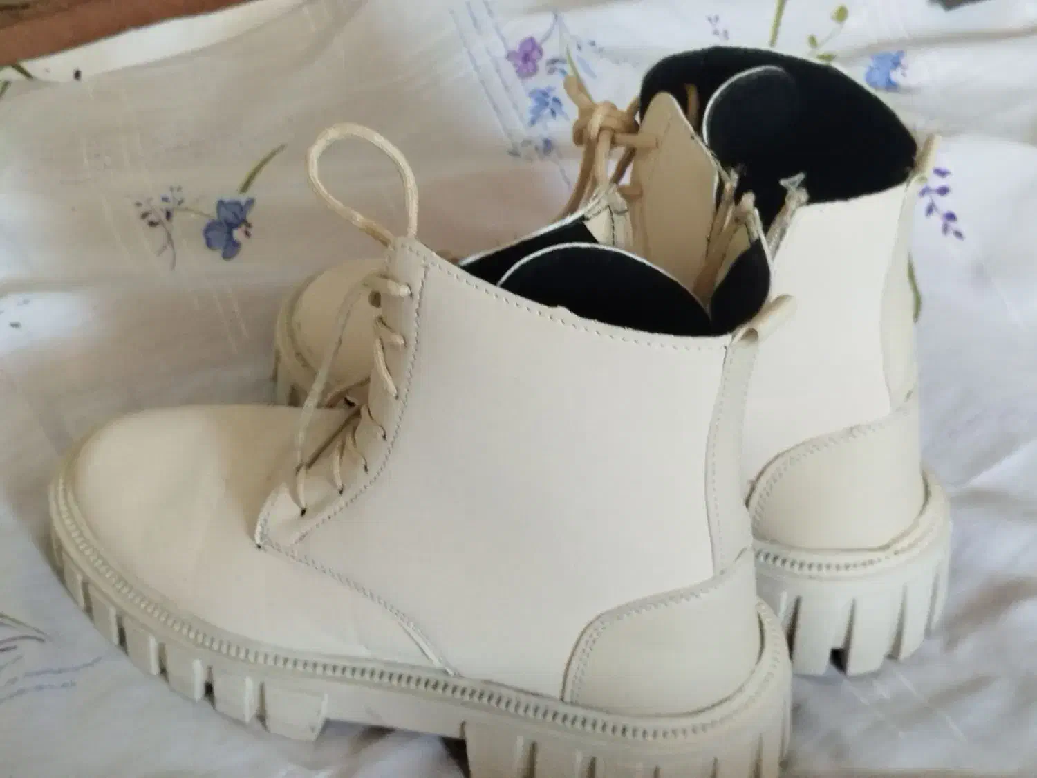 بوت زنانه نو|کیف، کفش، کمربند|اصفهان, عاشقآباد|دیوار