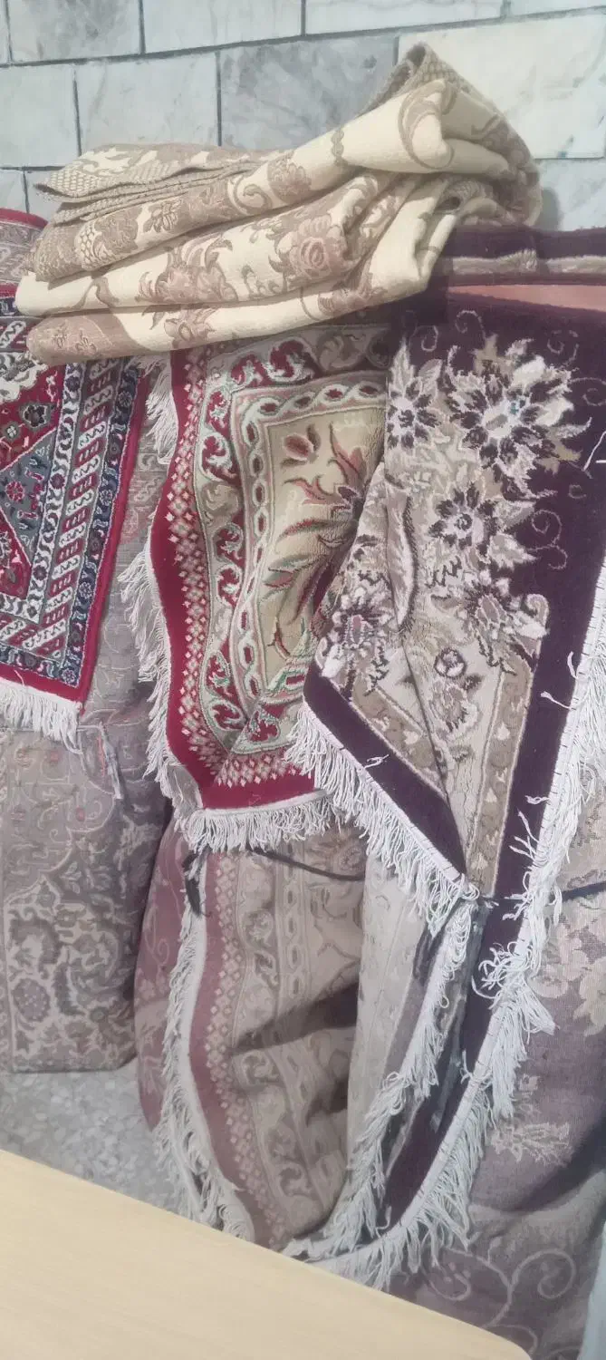 فرش۱۲ متری ۹ و۶ جفت وتک قیمت مناسب موجوده ماهدشت|فرش|ماهدشت, |دیوار