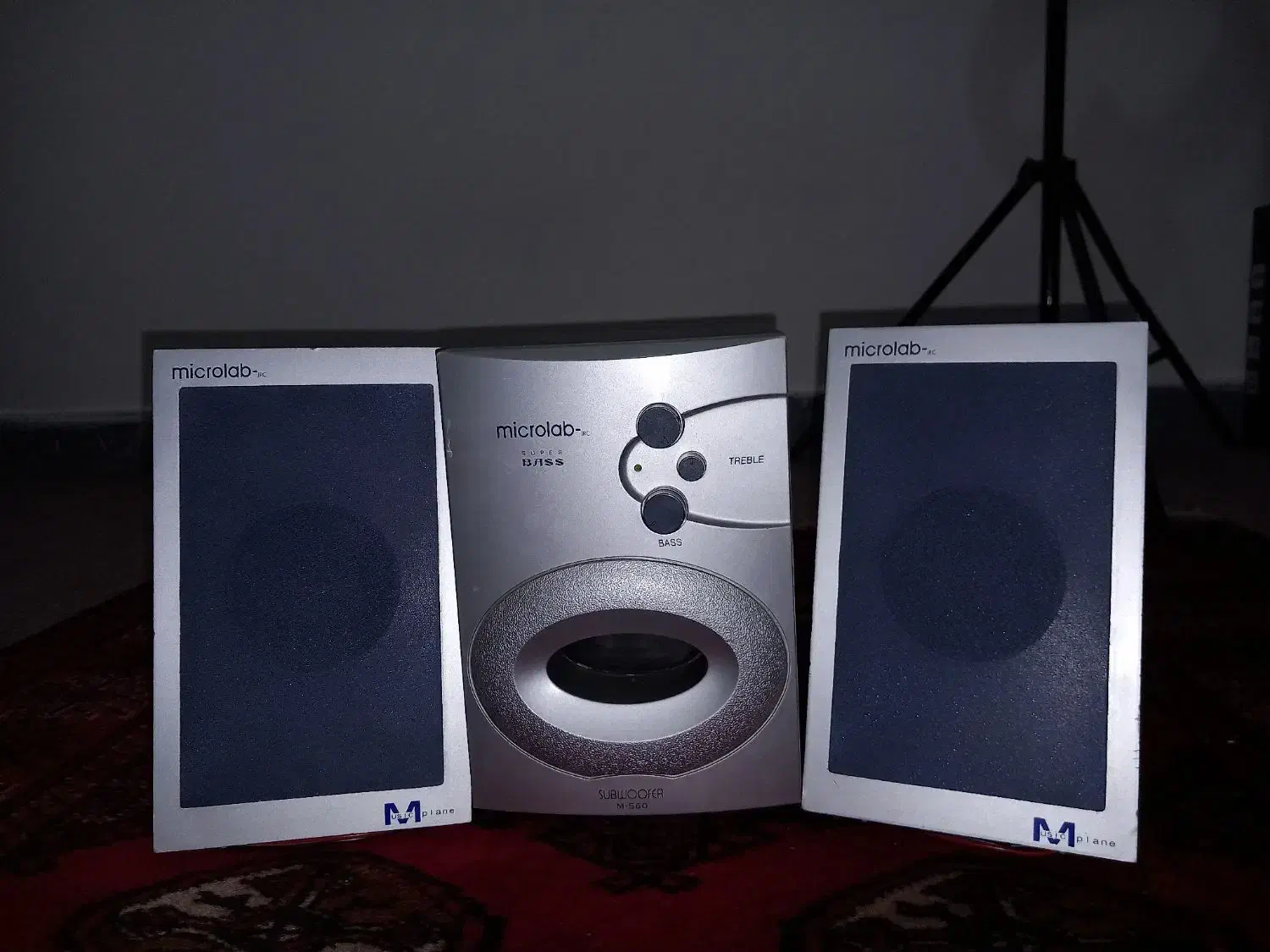 اسپیکر سه‌تکه Microlab M-560 سالم و تمیز|قطعات و لوازم جانبی رایانه|فردیس, داوری|دیوار