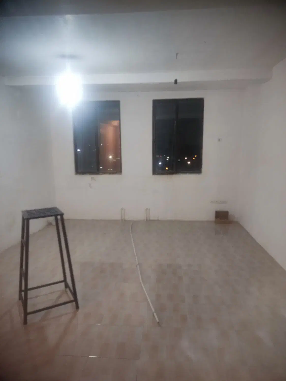 اجاره دوخوابه اپارتمان اتحاد|اجارهٔ آپارتمان|میانه, |دیوار