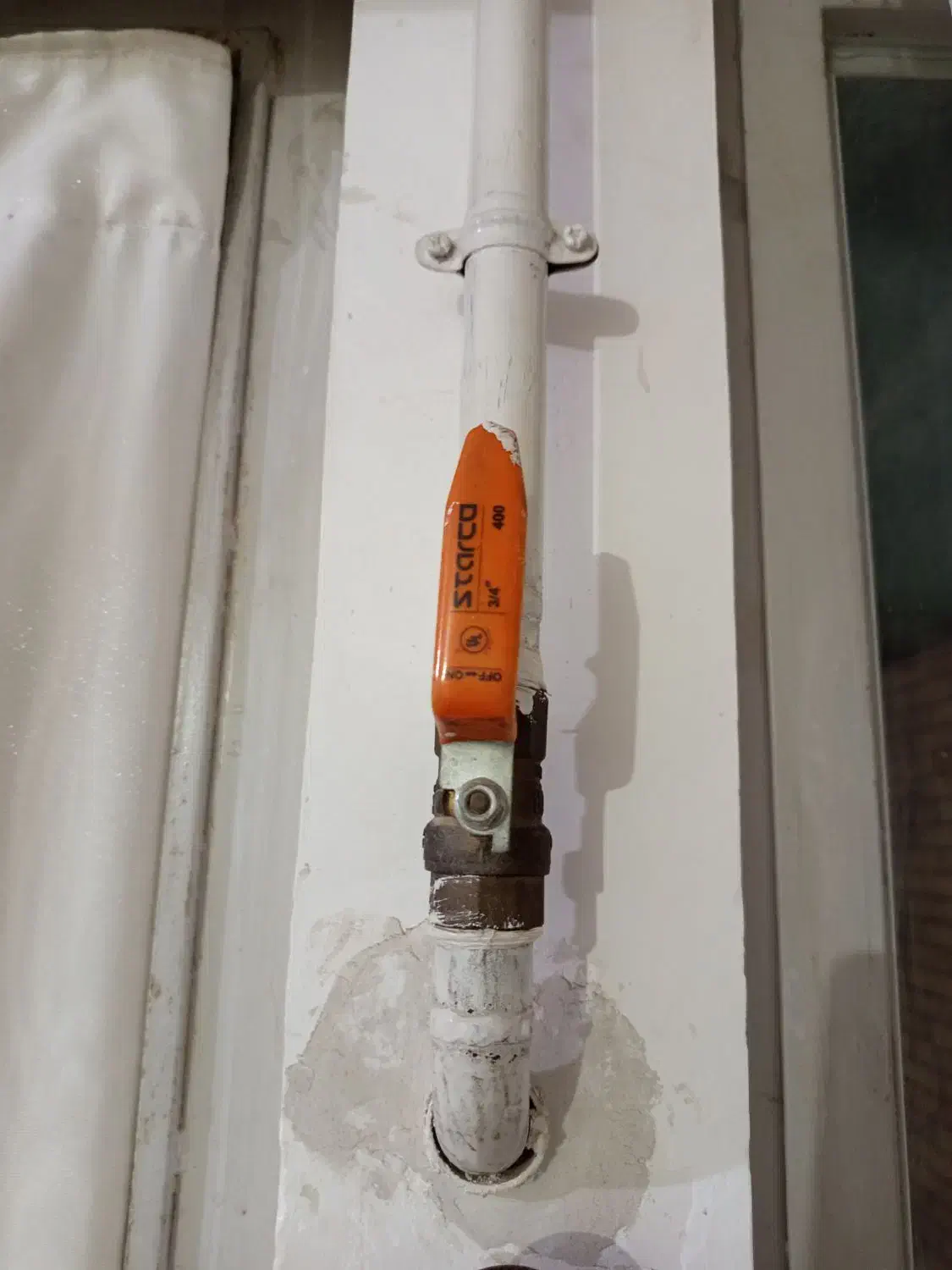 گاز کشی  جوشکاری لوله کشی گاز و آتش نشانی|خدمات پیشه و مهارت|کاشان, مفتح|دیوار