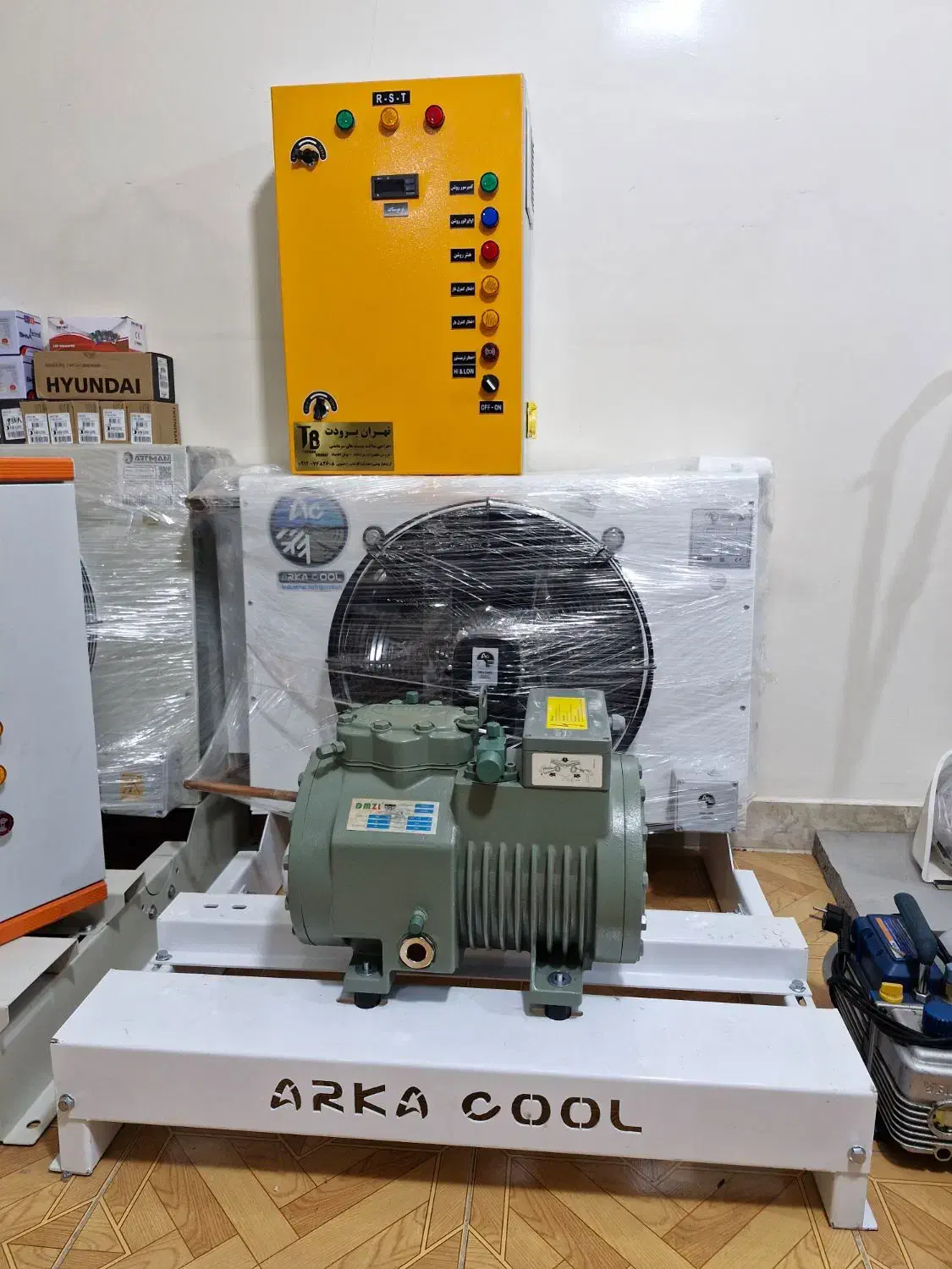 کندانسینگ سردخانه بالای صفری ۲ اسب آکبند|ماشینآلات صنعتی|کرج, حصارک بالا|دیوار