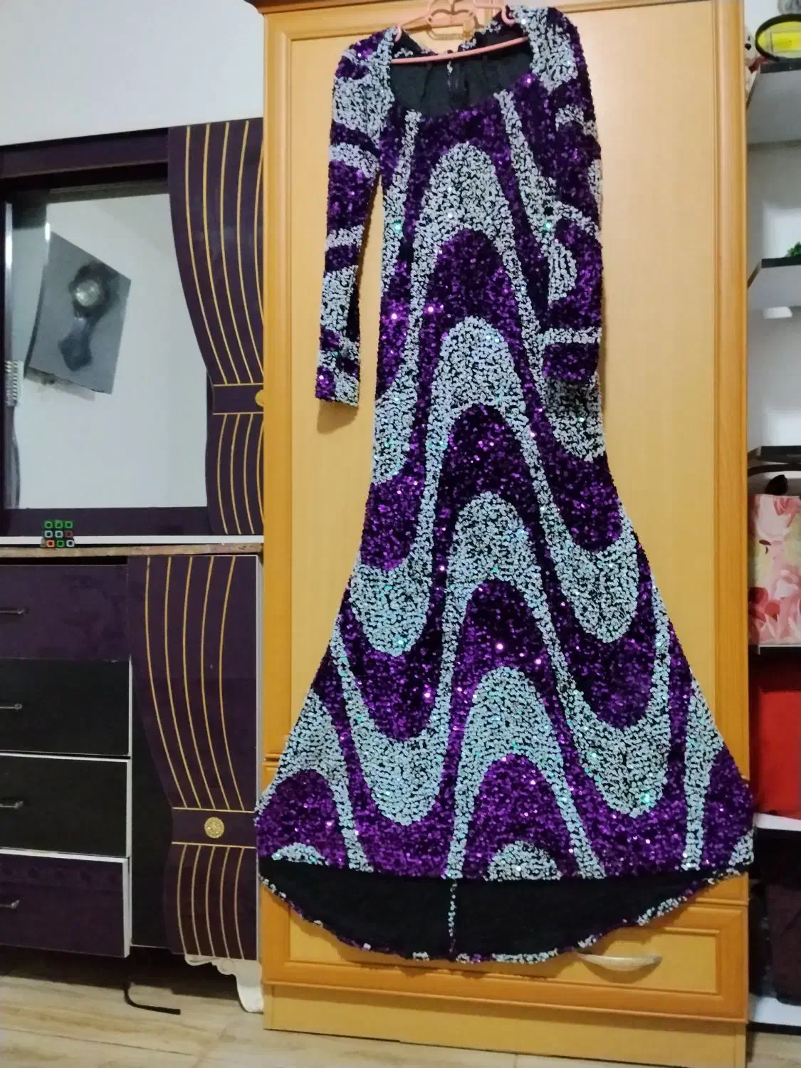 لباس مجلسی|لباس|خرمشهر, |دیوار