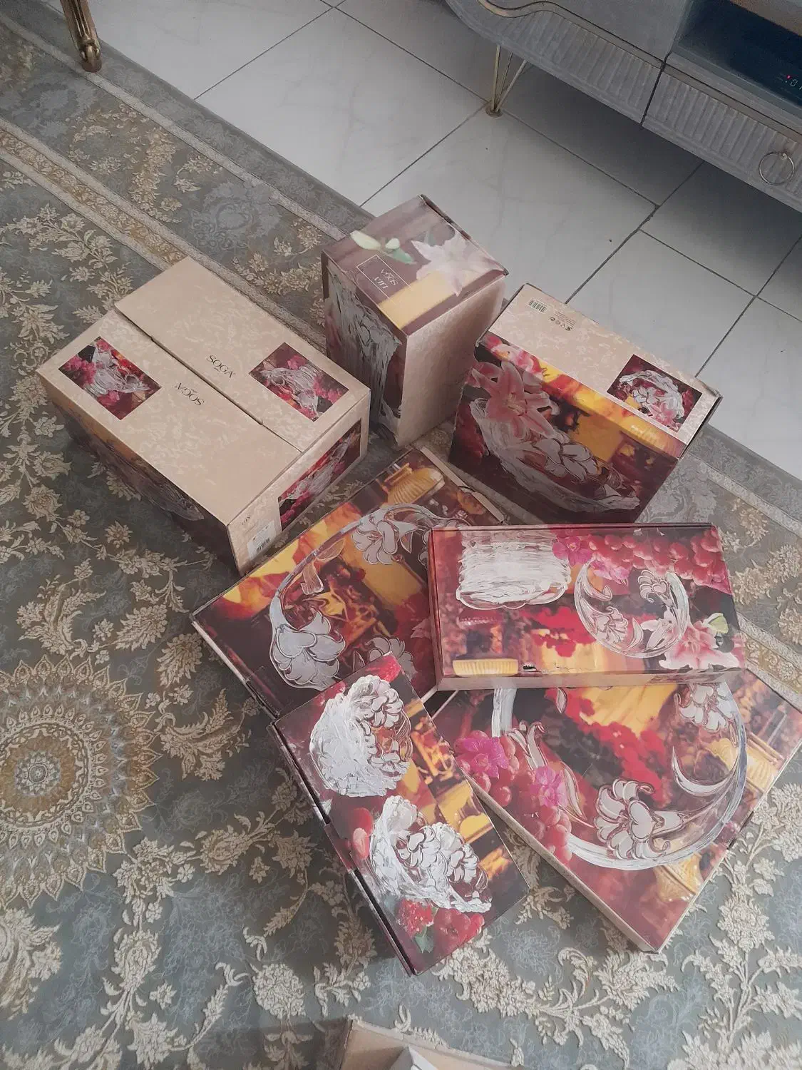 حراج تعدادی کریستال وبلور|ظروف سرو و پذیرایی|اصفهان, شیخ اشراق|دیوار