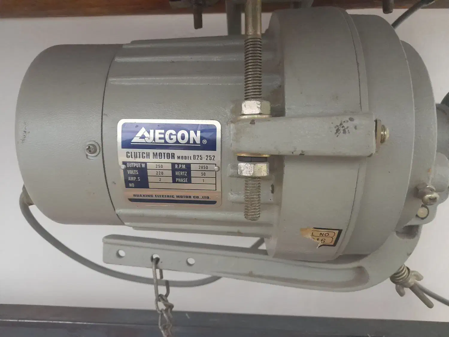 چرخ خیاطی راستا دوز شانگونگ|لوازم خیاطی و بافتنی|فولادشهر, سایت صنعتی کاوه|دیوار