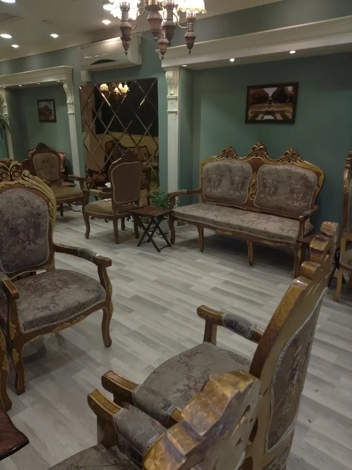 پنج دست مبل سالم و در حد|مبلمان خانگی و میز عسلی|تهران, امجدیه (خاقانی)|دیوار