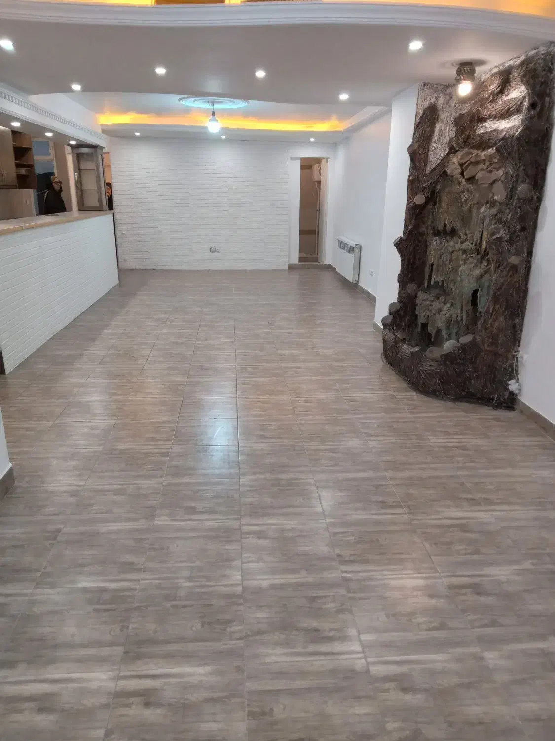 شهیدعراقی۱۰۰متر ۲خوابه بازسازی شده بدون مالک تخلیه