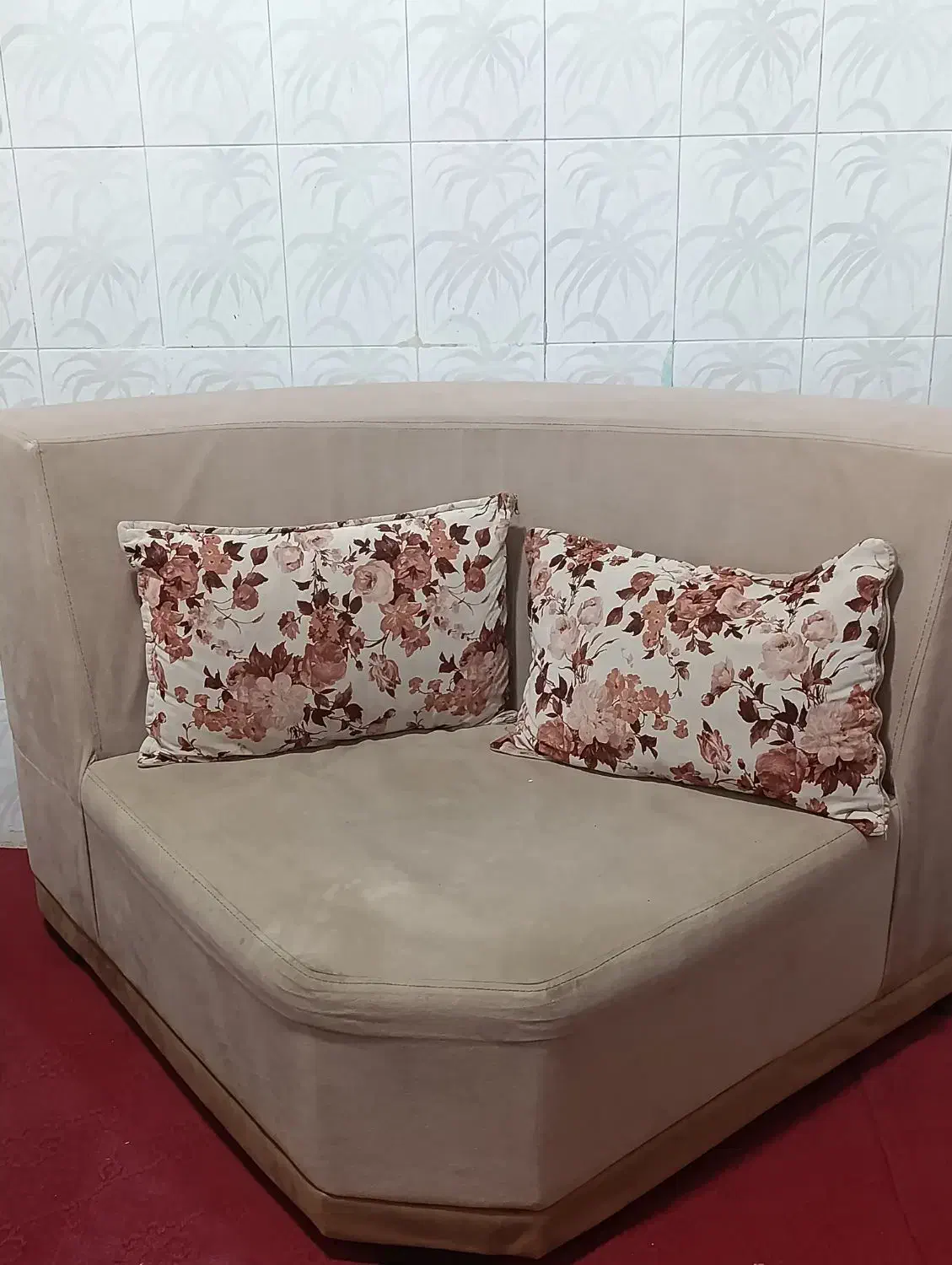 مبل نه نفره در حد نو|مبلمان خانگی و میز عسلی|زاهدان, |دیوار