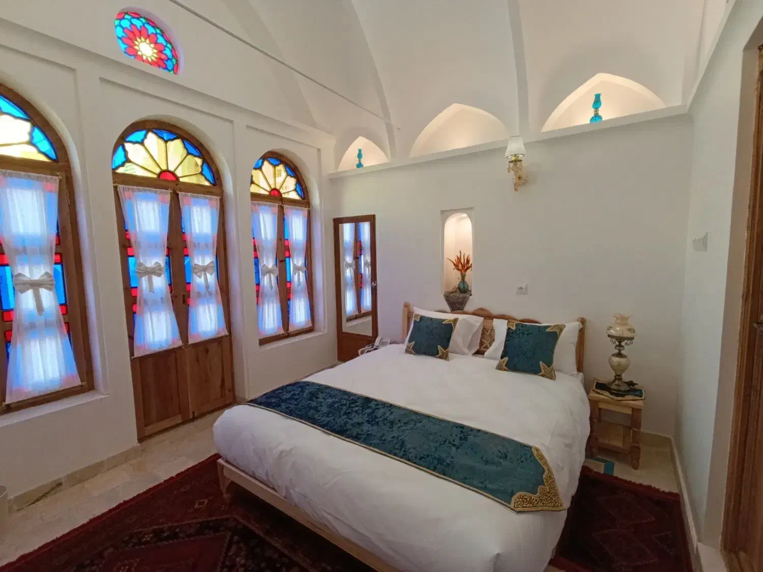 اقامتگاه سنتی در کاشان+صبحانه رایگان+تور کویر|اجارهٔ کوتاهمدت آپارتمان و سوئیت|آران و بیدگل, |دیوار