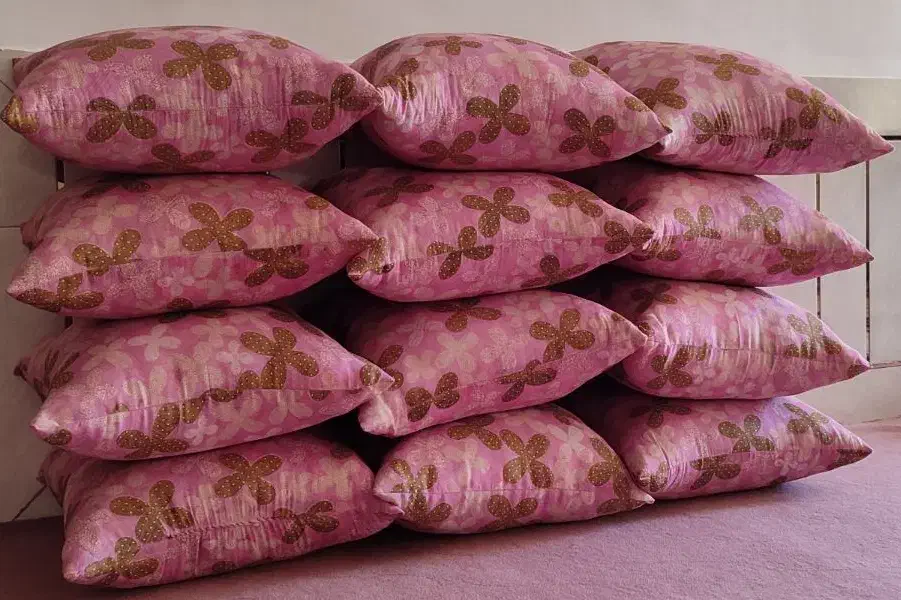 12 عدد پشتی|پشتی|لردگان, |دیوار