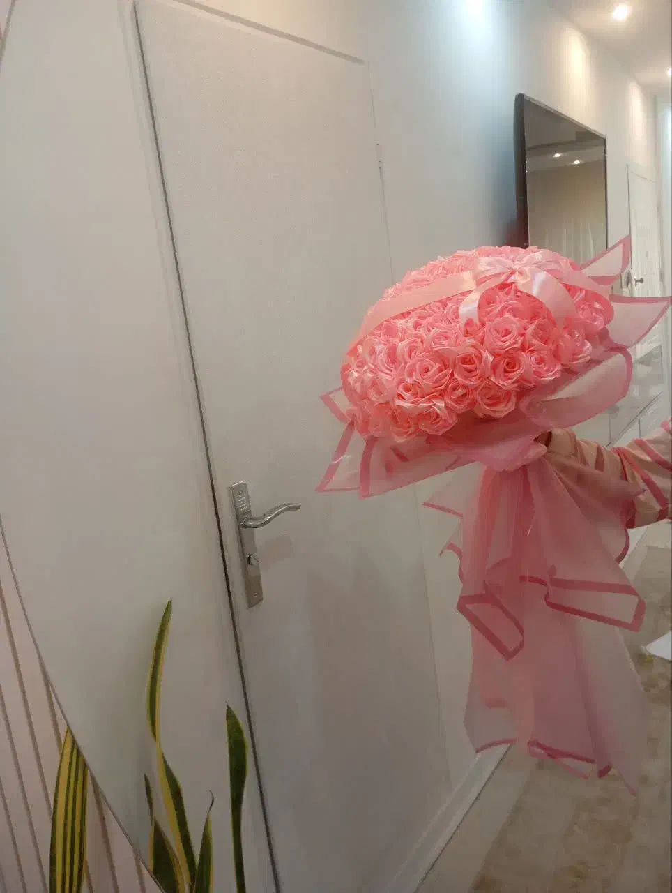 گل ربانی و بوکت|گل مصنوعی|کرج, بنیاد|دیوار