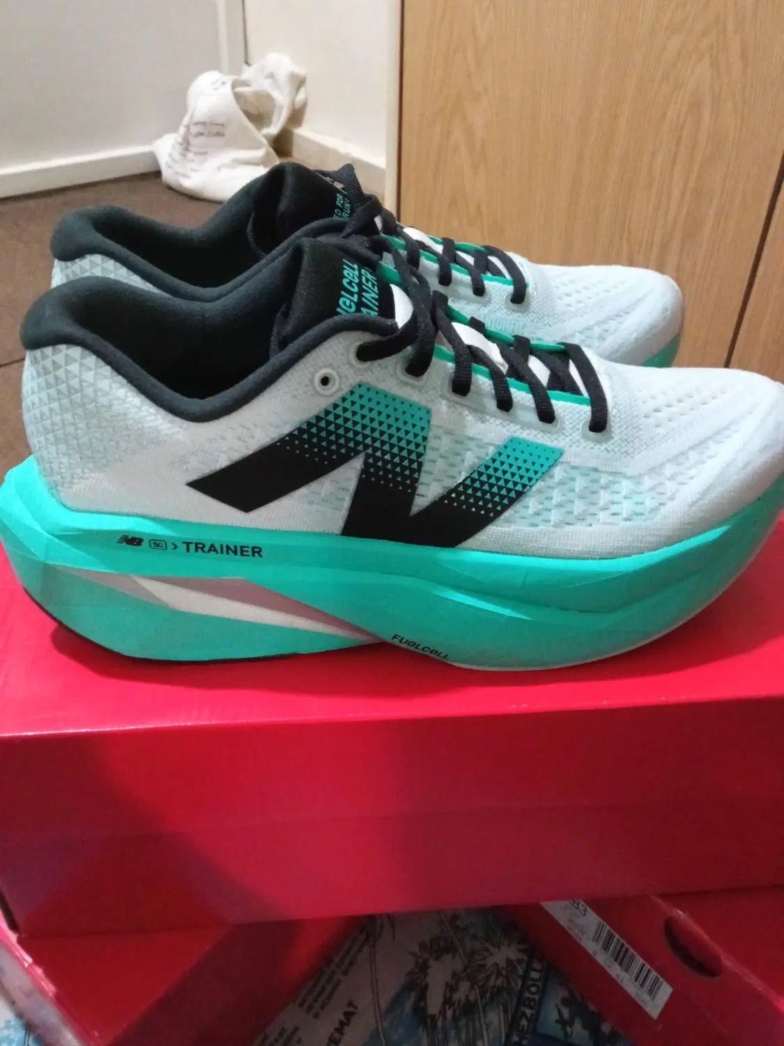 کتونی ارجینال new balance|کیف، کفش، کمربند|تهران, هلال احمر|دیوار