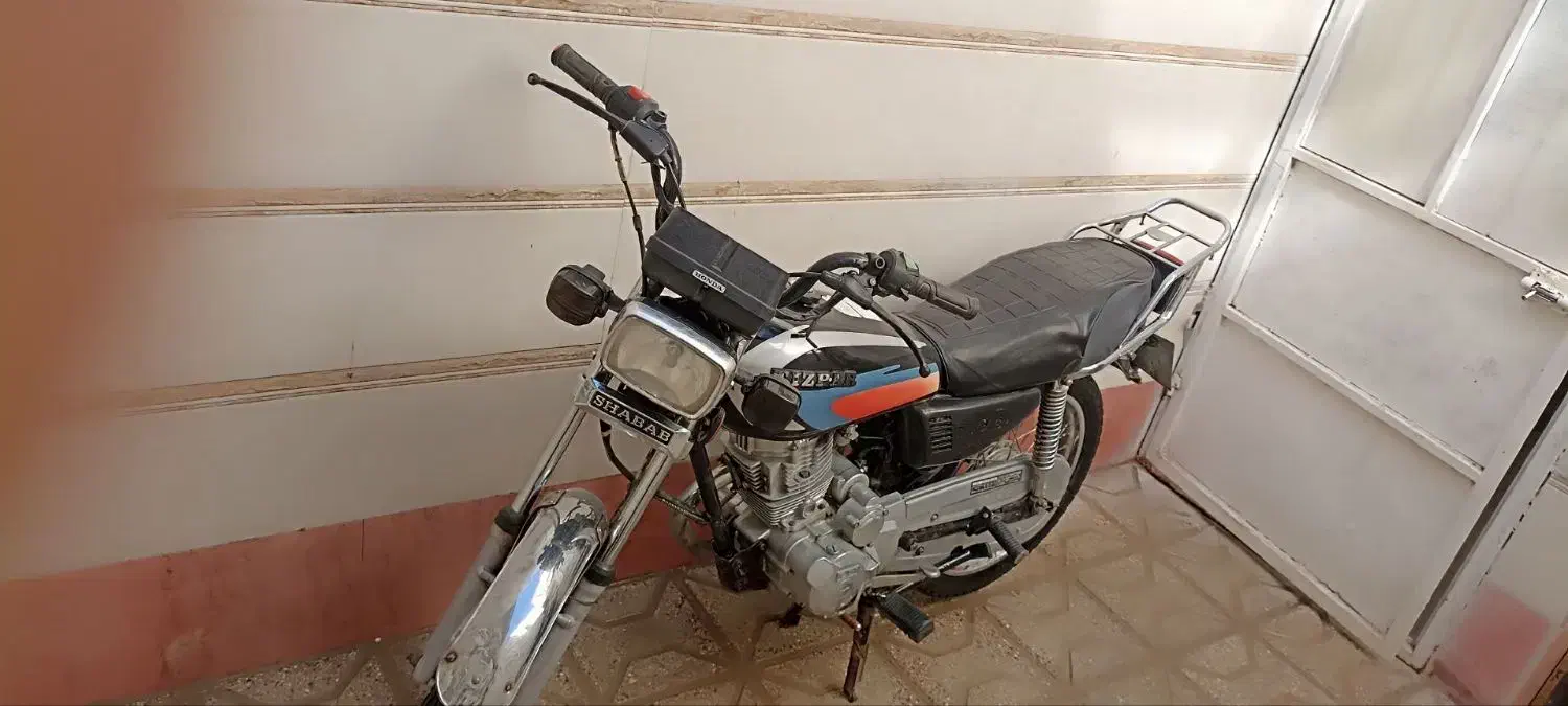 موتور۱۲۵cc|موتورسیکلت|قائن, |دیوار