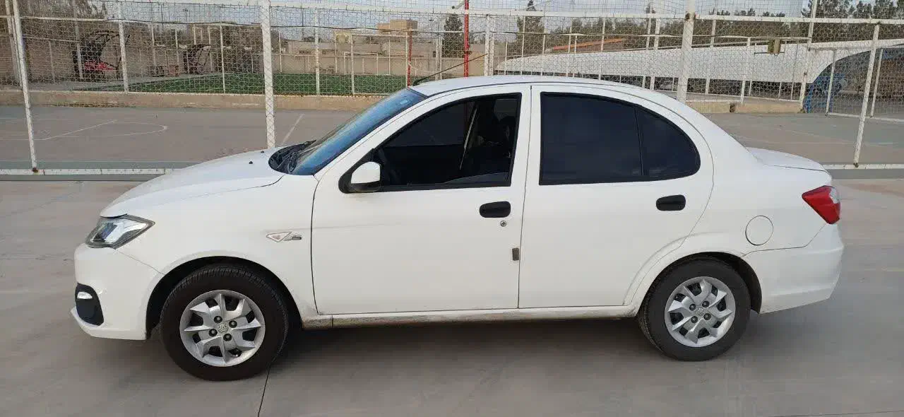 ساینا اس ۴۰۲|خودرو سواری و وانت|قم, شهرک مهدیه (مدرس)|دیوار