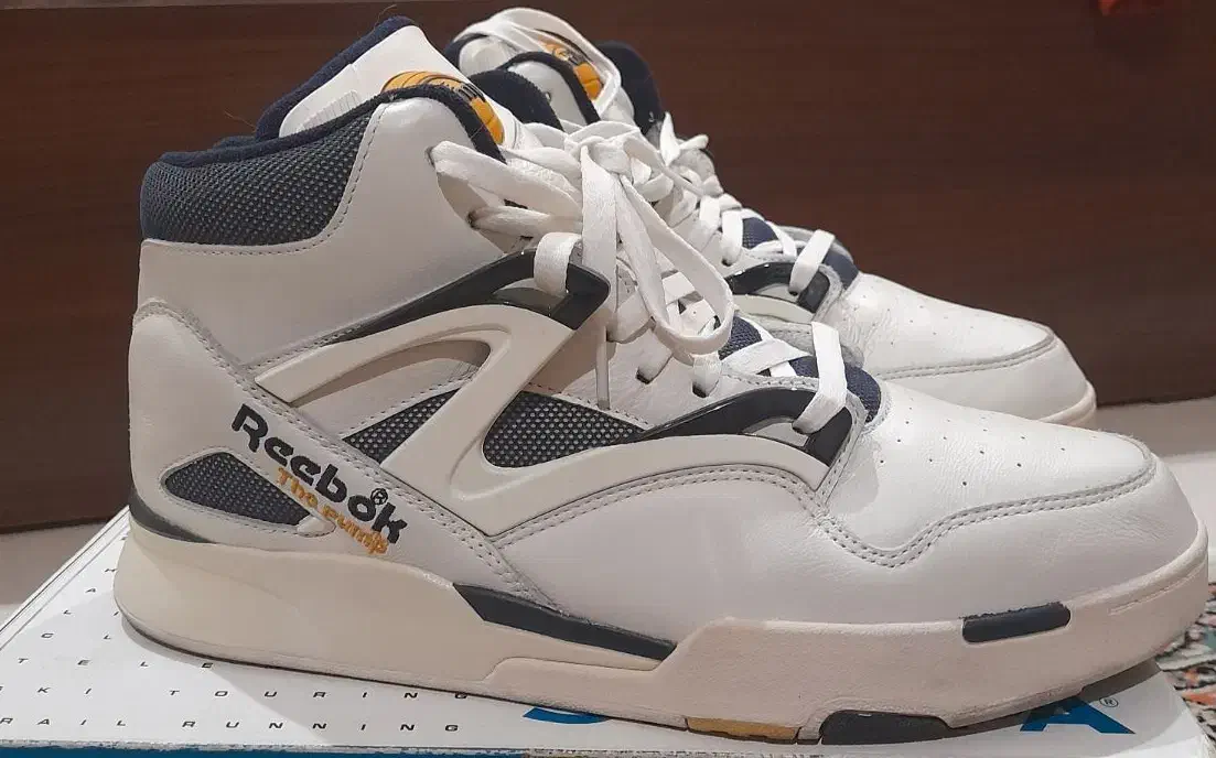 Reebok pump limited|کیف، کفش، کمربند|تهران, قنات‌کوثر|دیوار