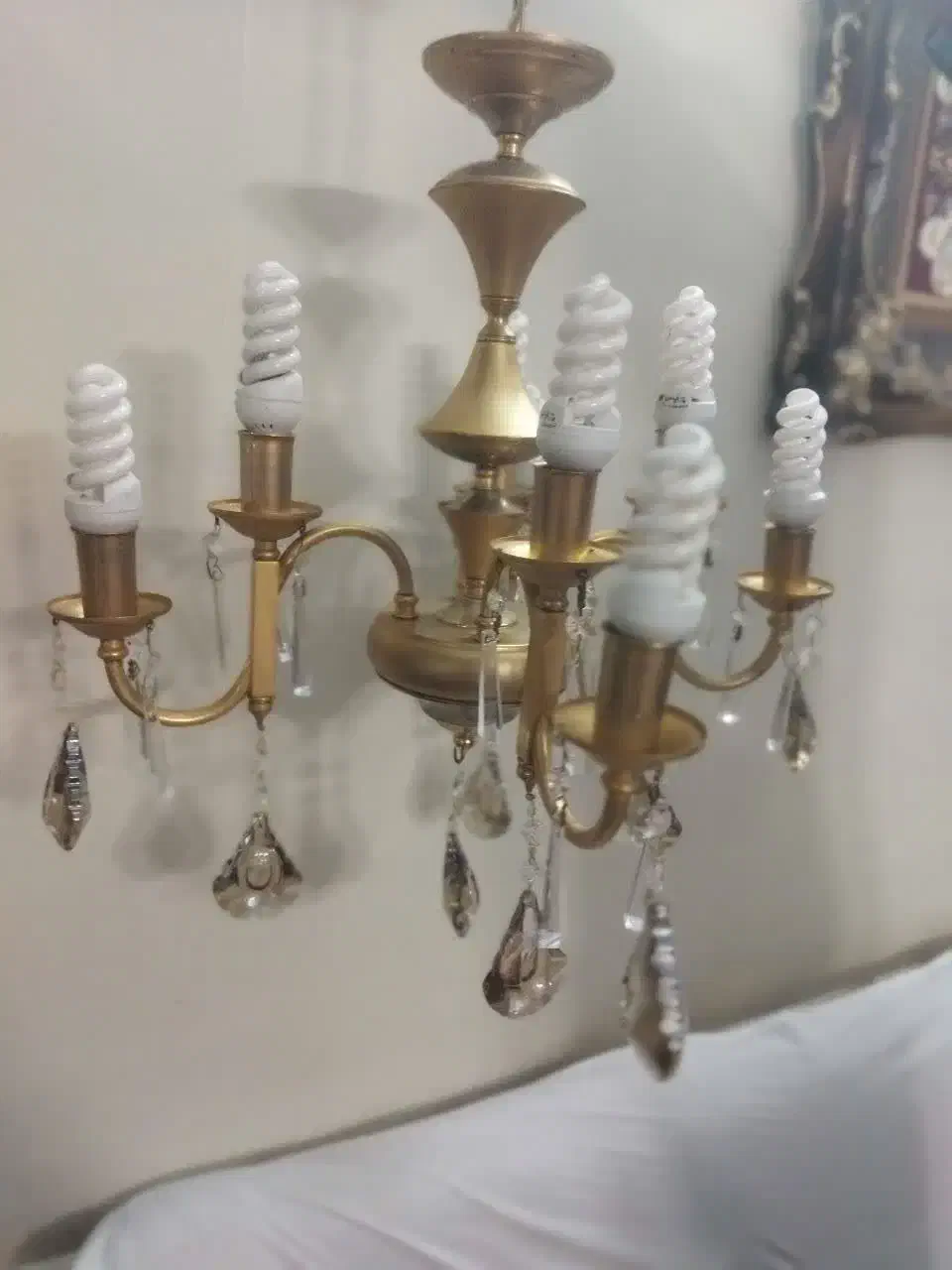 یک عدد لوستر قدیمی ۴ شاخه ۸ شعله اب طلا|لوستر و چراغ آویز|تهران, شهمیرزادی|دیوار