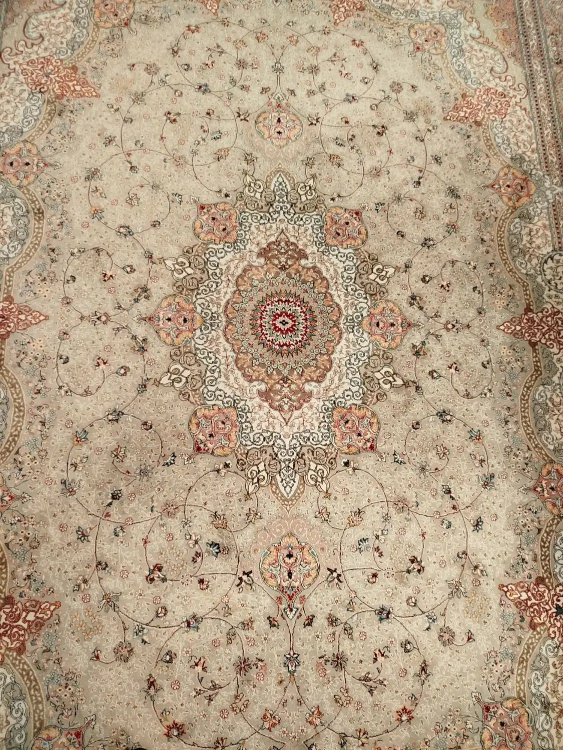 قالی ۹متری|فرش|بیرجند, |دیوار