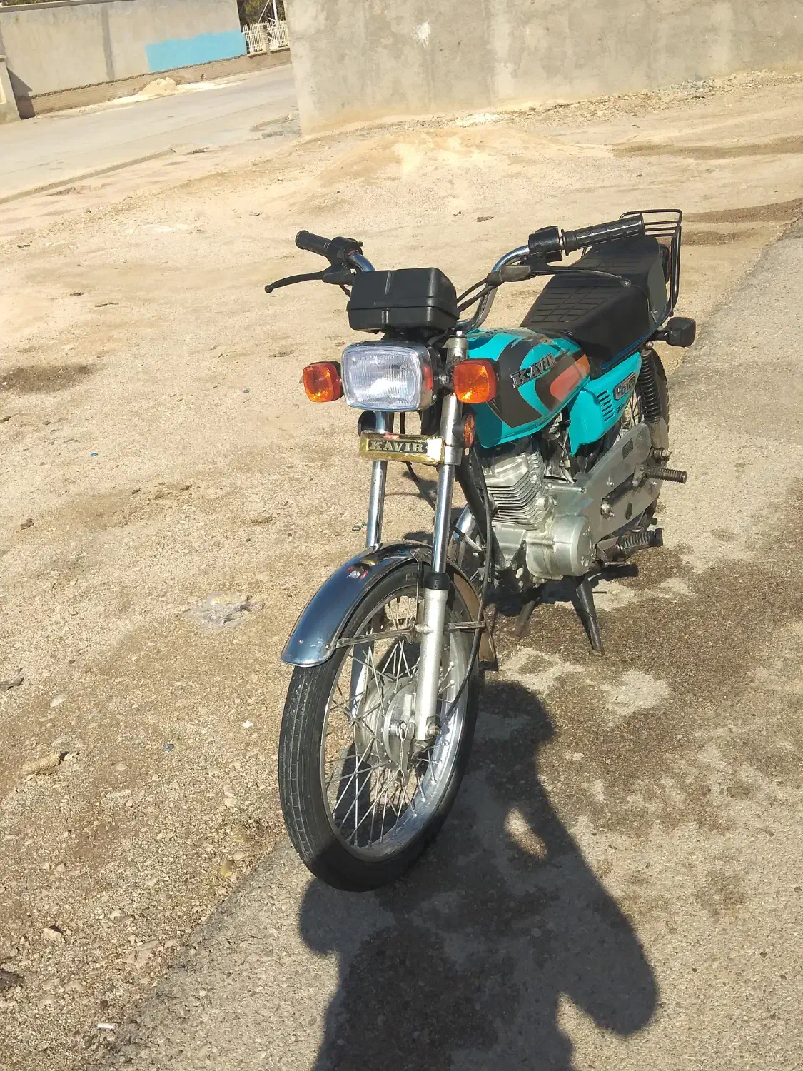 125کویر|موتورسیکلت|شیراز, سینما سعدی|دیوار