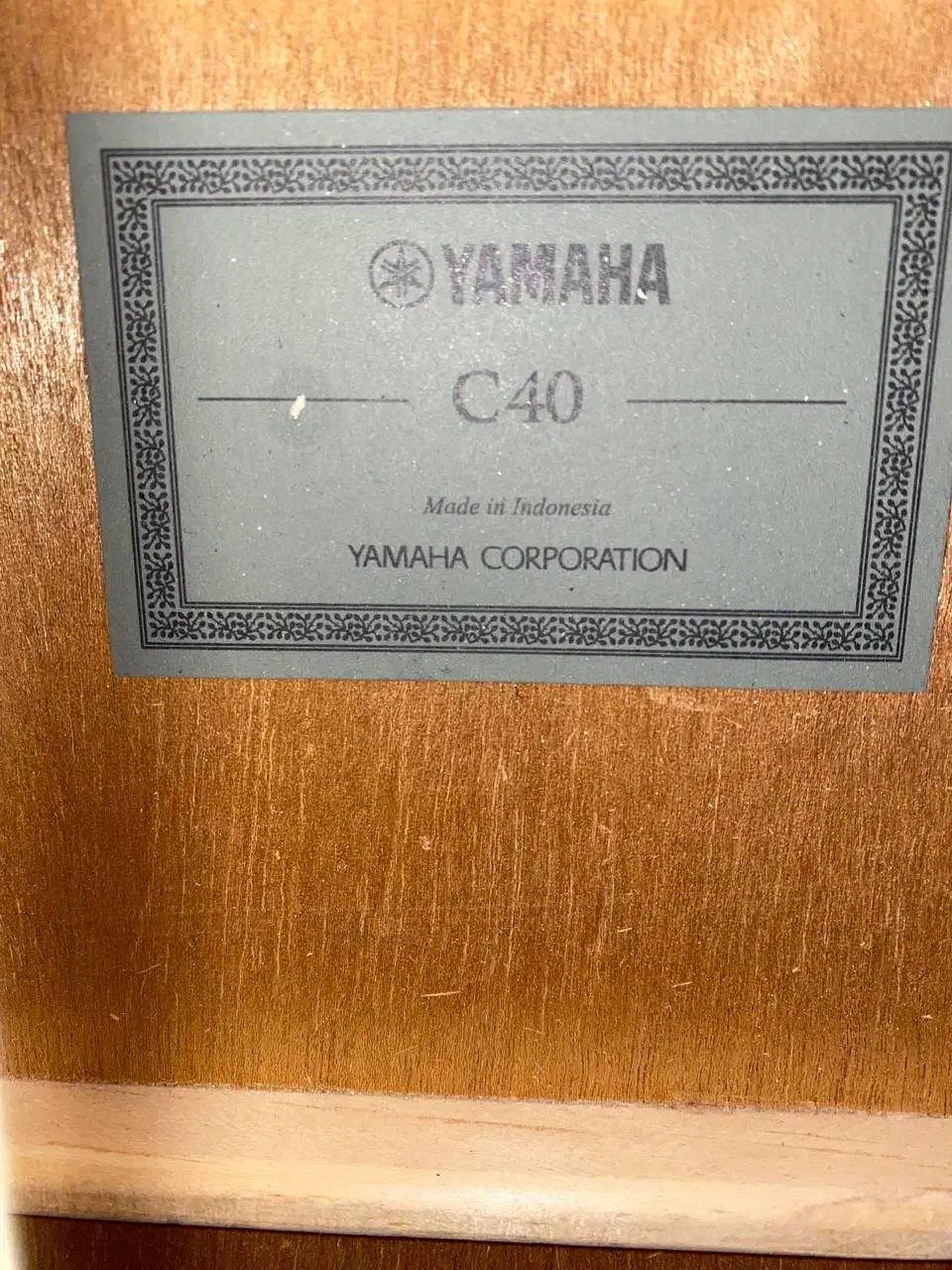 گیتار یاماها c40|گیتار، بیس، امپلیفایر|شاهین‌شهر, شهرک گلدیس|دیوار