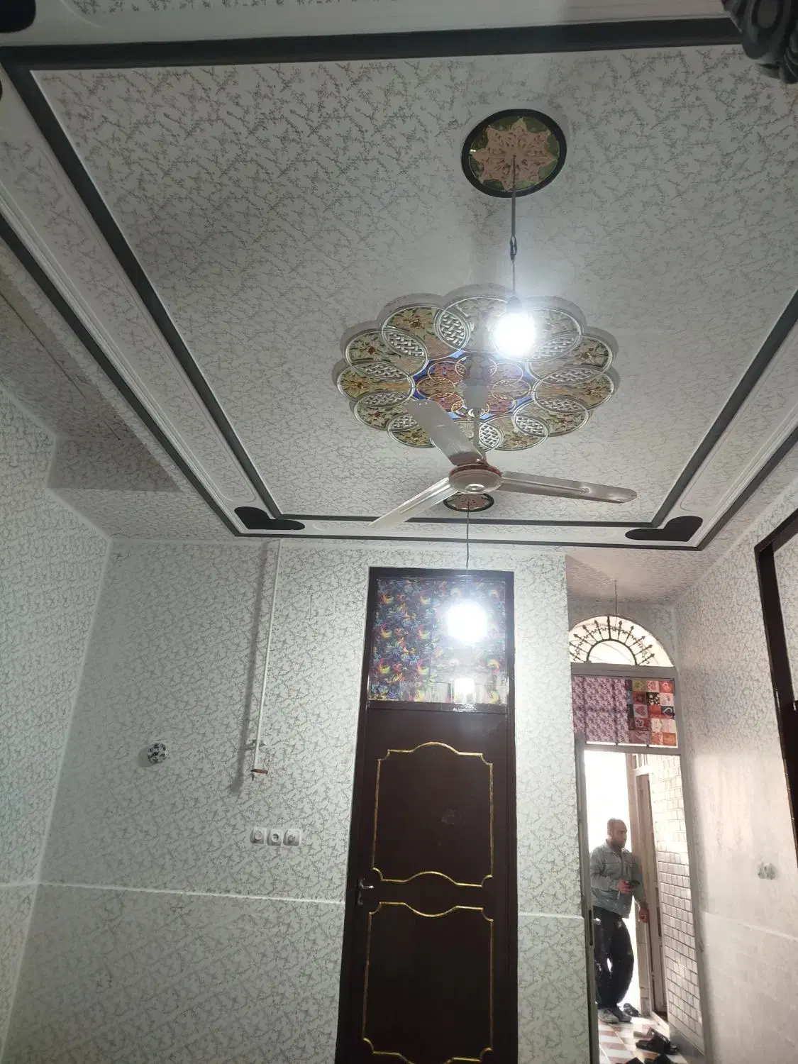 رنگ آمیزی ساختمان پذیرفته میشود زیرنرخ قیمت بازار|خدمات پیشه و مهارت|شوش, |دیوار