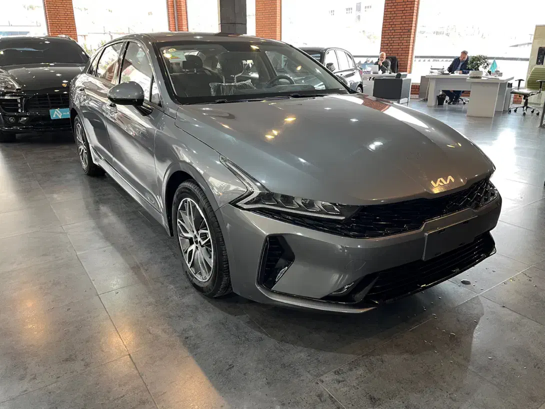 کیا K5|خودرو سواری و وانت|تهران, آجودانیه|دیوار