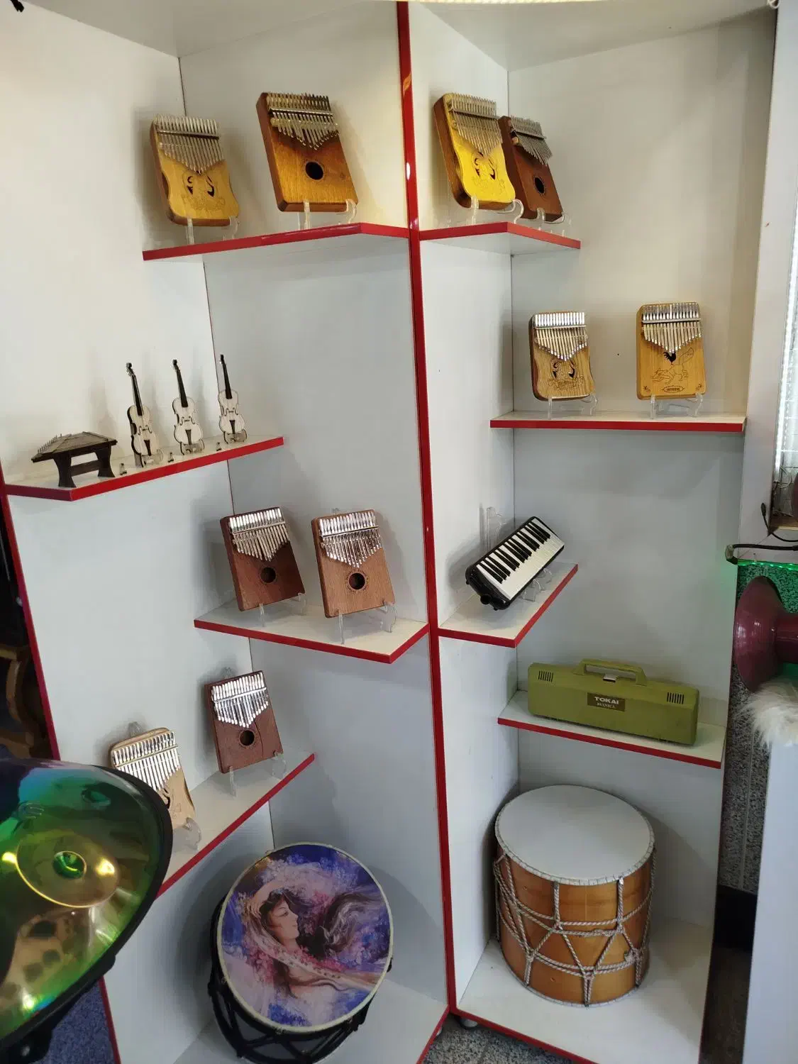 کالیمبا|سازهای سنتی|نقده, |دیوار